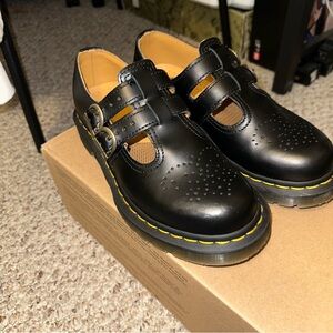 Women Dr. Martens Black Mary Jane 8065